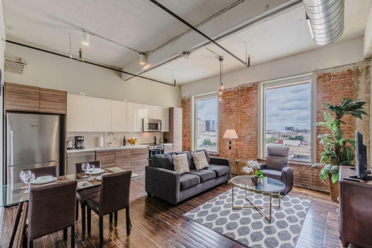 Regal Stays Corporate Apartments - Downtown Даллас Екстер'єр фото