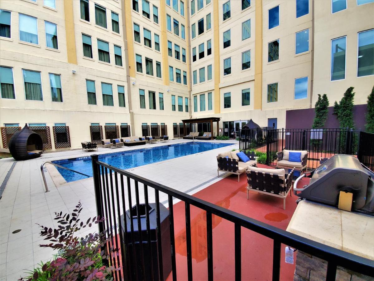 Regal Stays Corporate Apartments - Downtown Даллас Екстер'єр фото